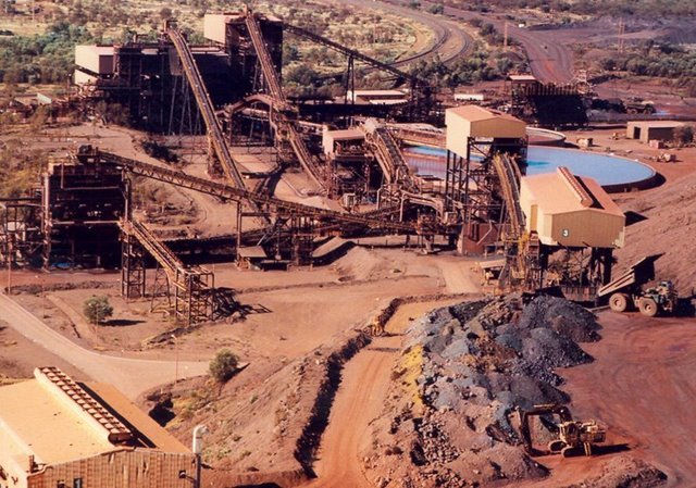 iron_ore_mines_050115