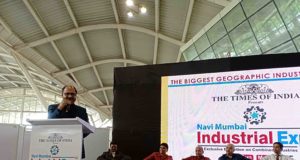 Mr. M.Q Sayyed giving speech at the Navi Mumbai Indusrtial Expo 2018