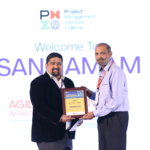 Syed Nazir Razik felicitating keynote speaker Sudhanshu Mani, Ex-General Manager – Indian Railways’ Integral Coach Factory (ICF), Chennai and Chief Architect of India’s fastest train, ‘