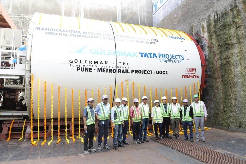 Top-level MahaMetro & Tata Projects officials flag off the TBM on Pune Metro UG 1 corridor