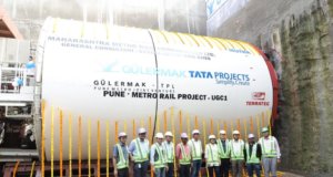 Top-level MahaMetro & Tata Projects officials flag off the TBM on Pune Metro UG 1 corridor