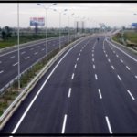 eight-lane access-controlled expressway