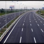 eight-lane access-controlled expressway