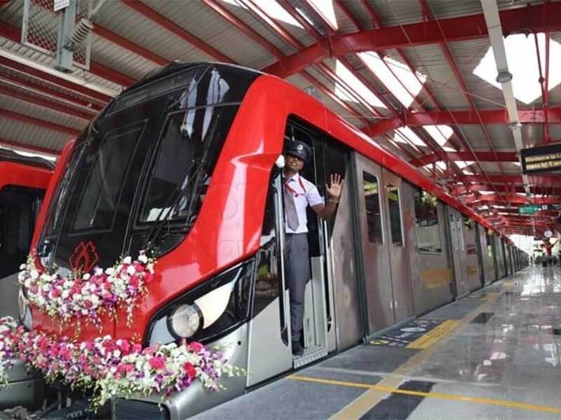 Prime Minister inaugurates construction work of Agra Metro project