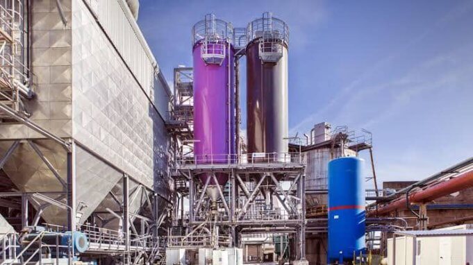 IOC to build India's first green hydrogen plant at Mathura refinery The Indian Oil Corporation (IOC) will build the nation's first green hydrogen plant at its Mathura refinery, Uttar Pradesh as it aims to prepare for a future catering to the growing demand for both oil and cleaner forms of energy.