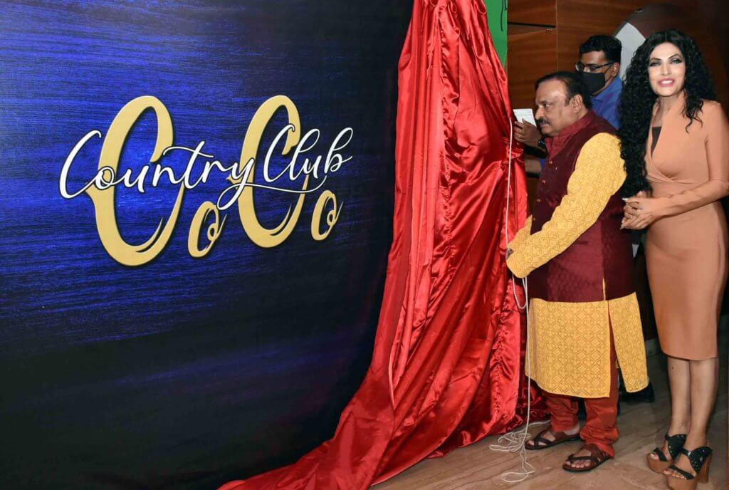    COUNTRY CLUB  LAUNCHES  COUNTRY CLUB COCO