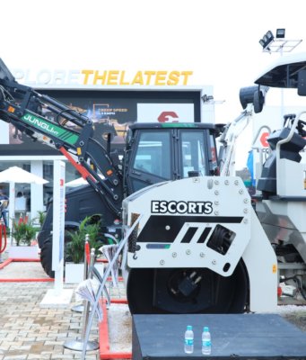 Escorts Construction Equipment unveils India’s first Hybrid Pick-n-Carry Crane and Mono Chassis Safe Crane at EXCON