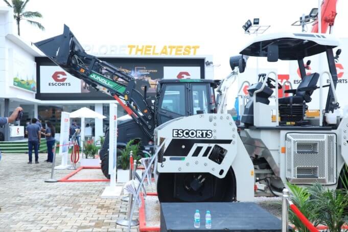 Escorts Construction Equipment unveils India’s first Hybrid Pick-n-Carry Crane and Mono Chassis Safe Crane at EXCON