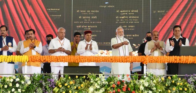 On 2 September 2022, the Prime Minister, Shri Narendra Modi inaugurated project worth over Rs 280 crore for mechanization of Berth No.14 for handling containers and other cargo, by the New Mangalore Port Authority.  The Phase I of the project has been completed adding over 4.2 million tpa to the handling capacity, which would further increase to over six million tpa by 2025.  Prime Minister also laid the foundation stone of five projects worth around Rs 1,000 crore, undertaken by the Port. The integrated LPG and Bulk Liquid POL facility, will be capable of unloading full load VLGC of 45,000 tonne. Foundation stone was laid for development of the fishing harbour at Kulai, Karnataka.  Prime Minister also inaugurated two projects undertaken by Mangalore Refinery and Petrochemicals’ BS VI Upgradation Project and Sea Water Desalination Plant, estimated to cost Rs 1,830 crore & Rs 680 crore respectively. modi ji best